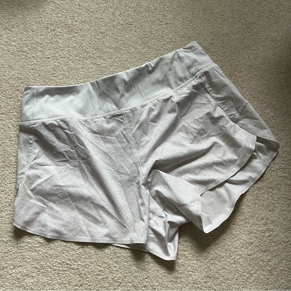 Athleta Run With It Short 3’ White Python - Picture 3 of 6